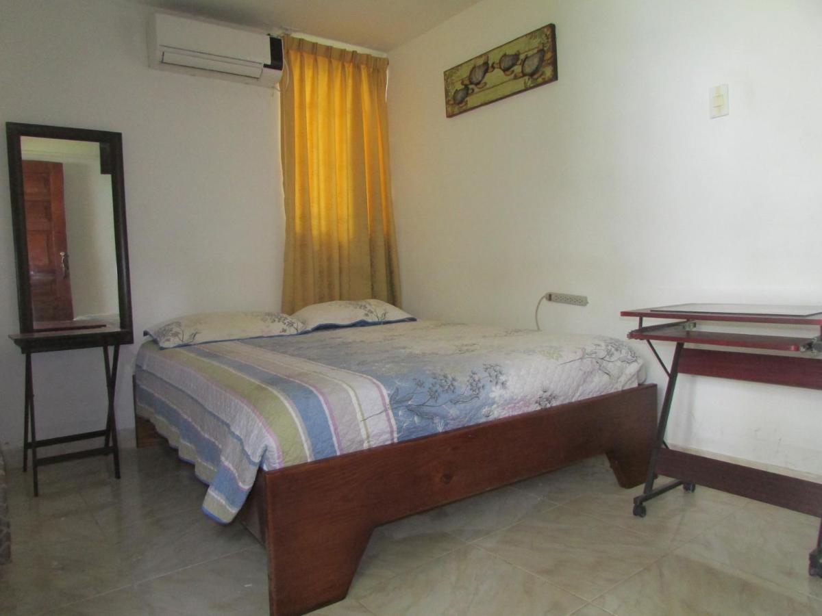 Posada Hostal Miss Marlly San Andrés Екстериор снимка