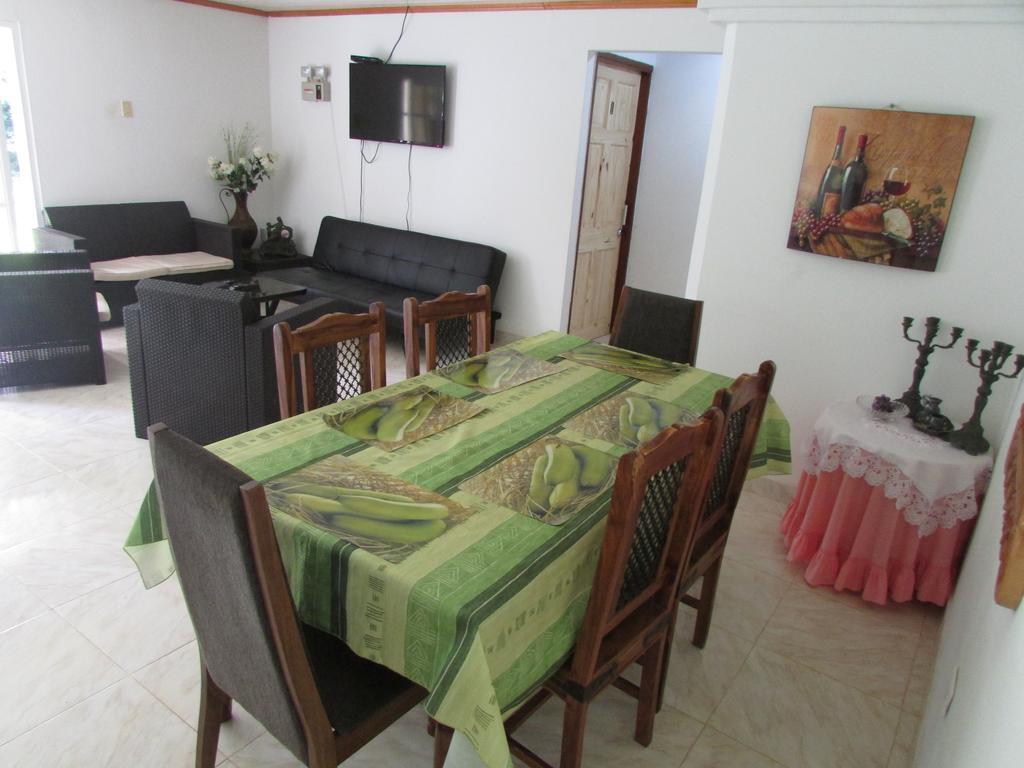 Posada Hostal Miss Marlly San Andrés Екстериор снимка